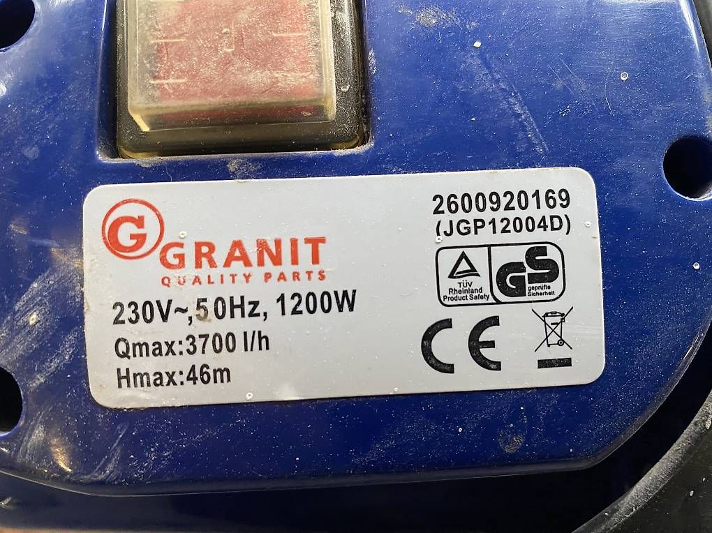 Pompe & Parti di ricambio: Pompe à eau 220 volt – Usato da Les Vieux-Prés venduto da PX132 1