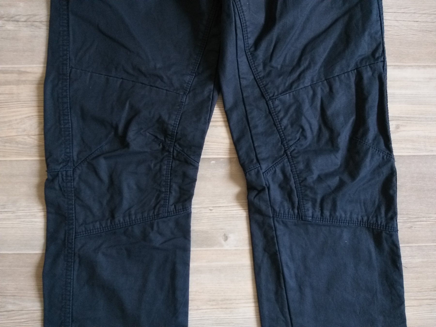 Jeans: JUSTDESIGN Jeans taille / Grosse W 28 (S) – Usato da Cossonay-ville venduto da Super-Price-Quality 2