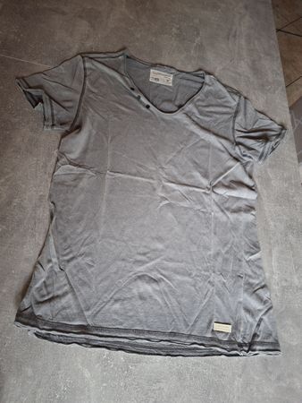 T-shirt 100% coton taille M marque One Green Elefant