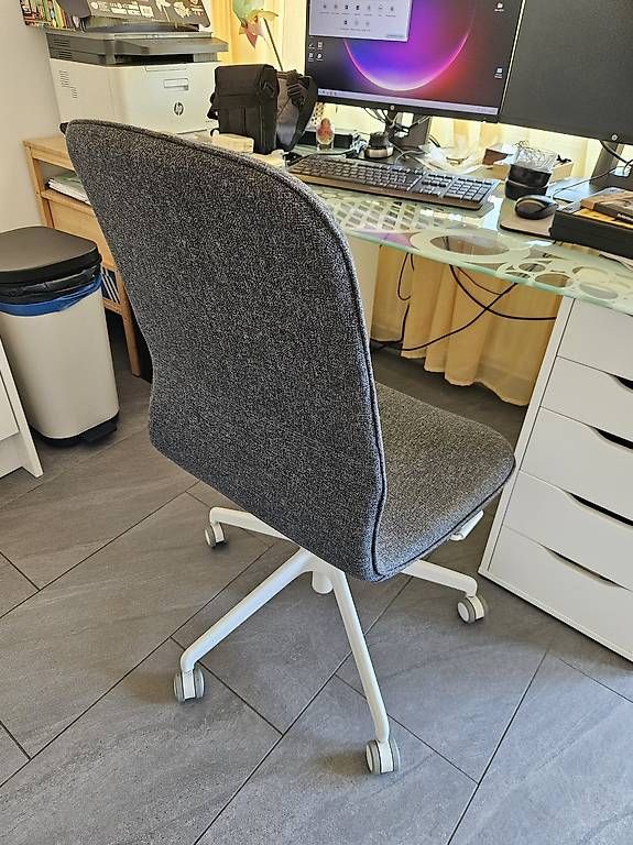 Stühle: Chaise de bureau grise – Gebraucht aus Brügg BE von sop_pyj2 1