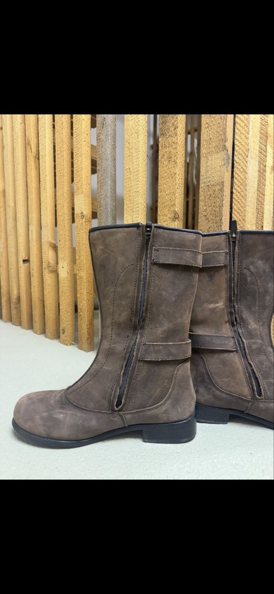 Scarpe da donna: Motorradstiefel Leder – Nuovo (secondo la descrizione) da Tann venduto da ann_qn2n 1