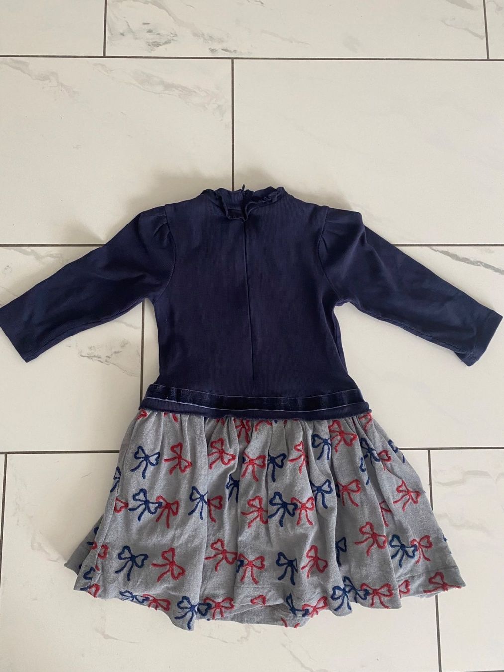 Robes et jupes: Kleid, Gr. 122 – D'occasion à Anières par elenafred 2