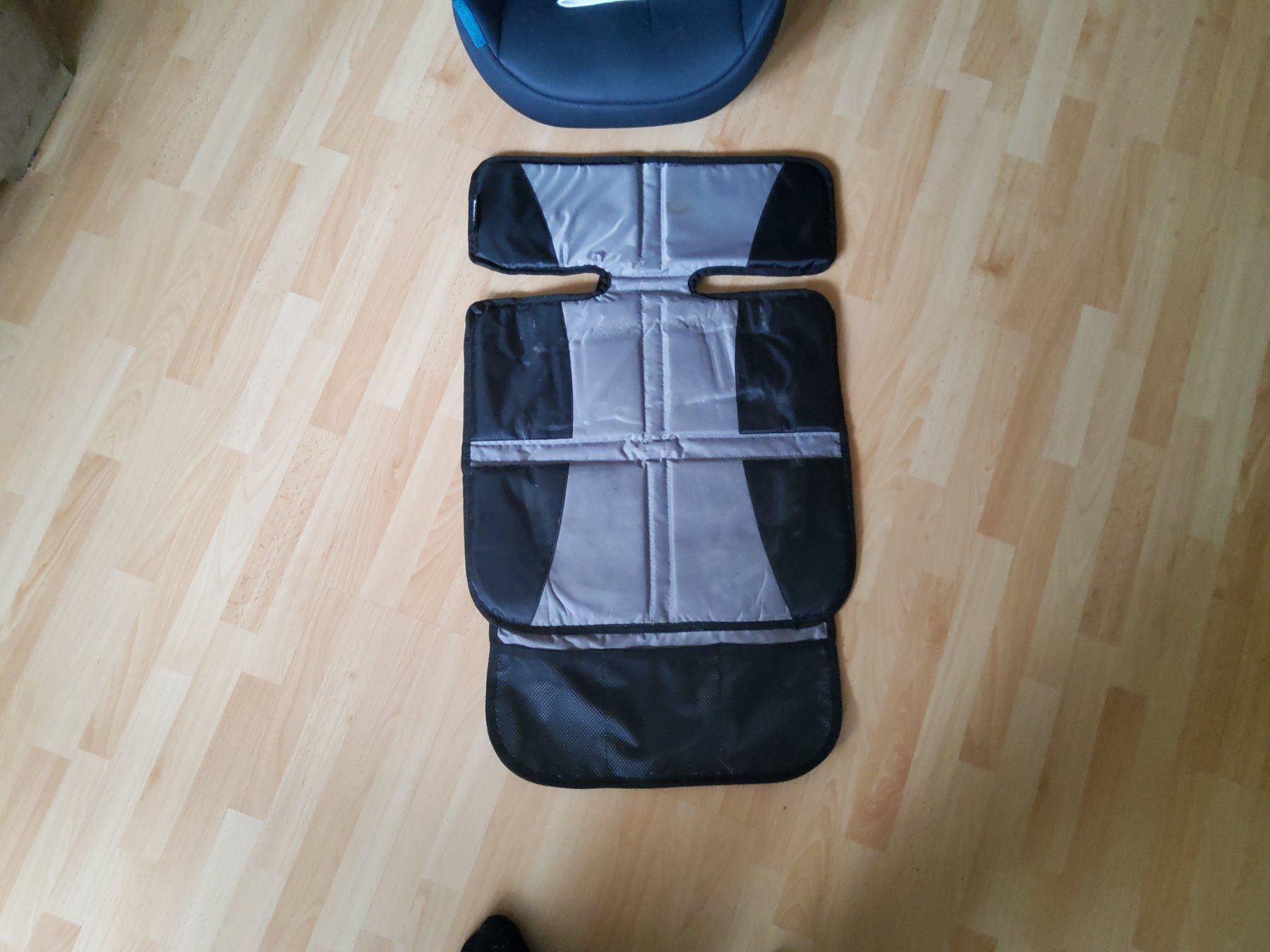 Cybex Seggiolini per auto: Cyber Solution M Fix incl.Sitzschoner – Usato da Thayngen venduto da RMHJ 4
