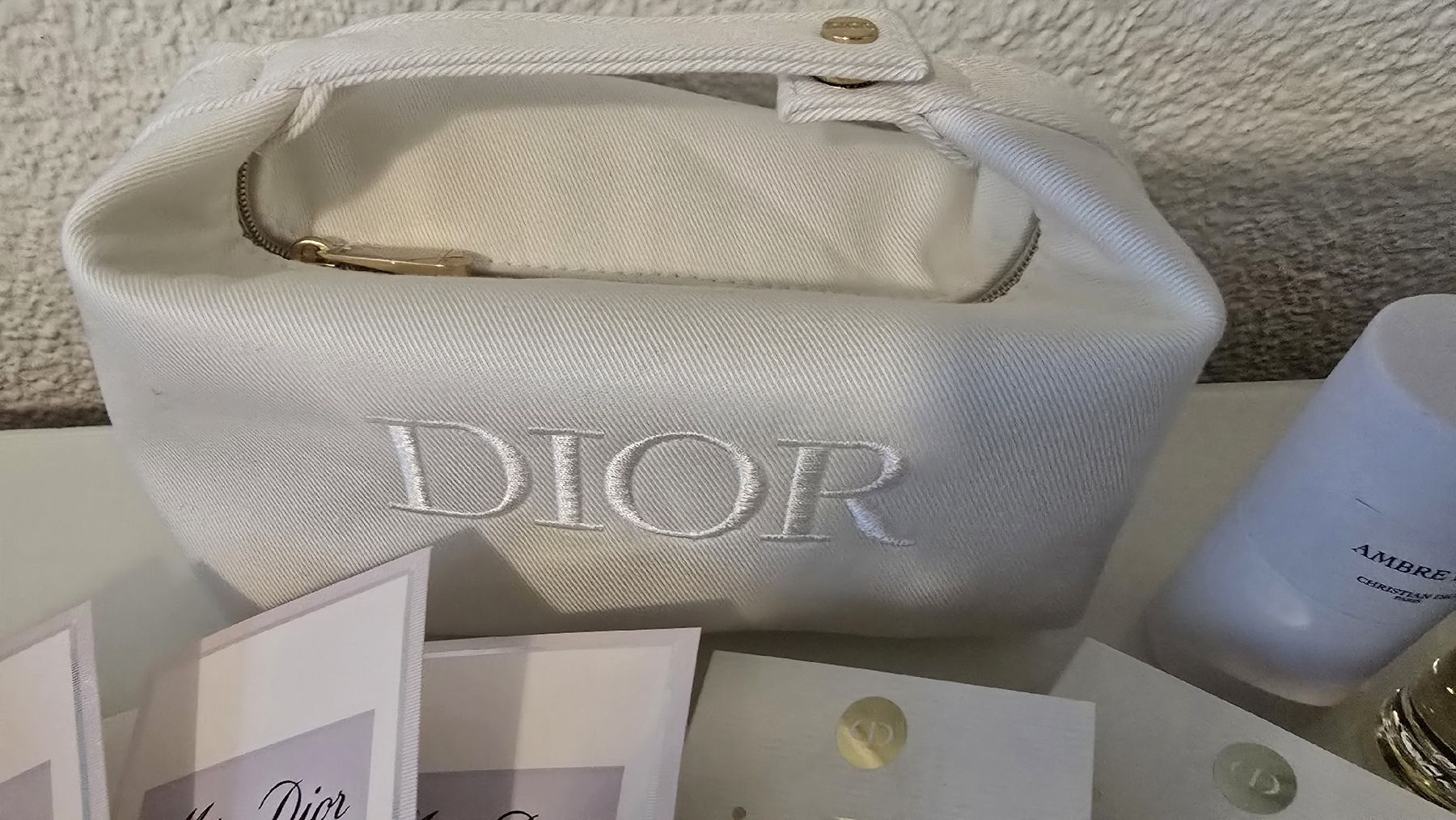 Chanel Parfum & Eau de Toilette: Dior-Chanel- Louis Vuitton Parfumminis Set – Neu (gemäss Beschreibung) aus wallisellen von funkelsternchen5 1