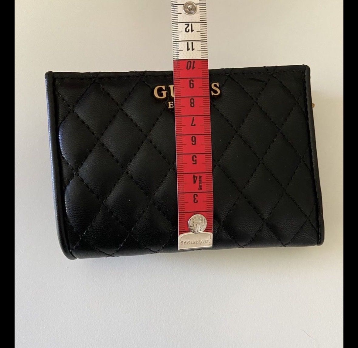 Guess Portemonnaie: Guess  – Gebraucht aus Oberkulm von TD13 1