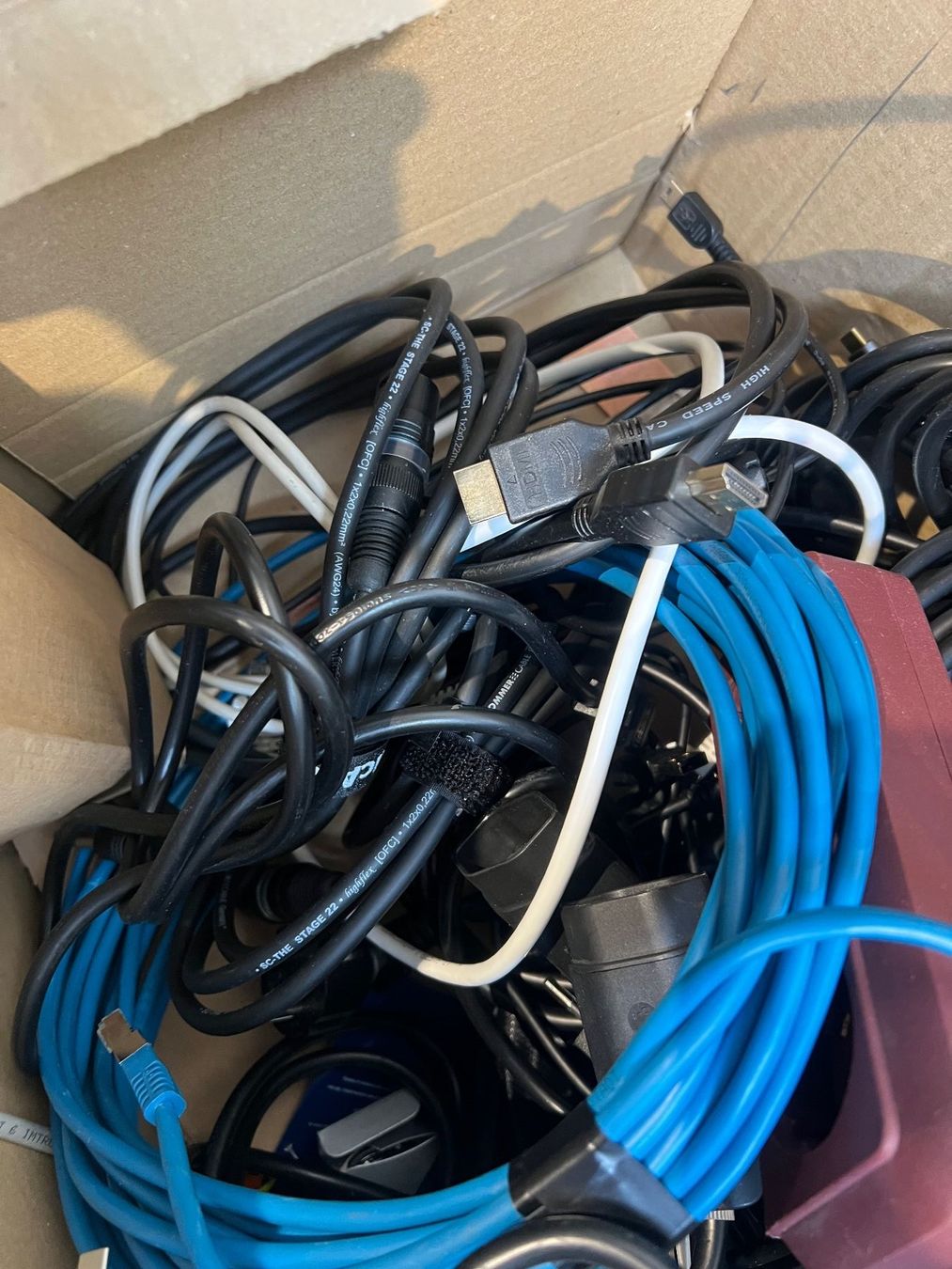 Cavi: 016 Posten diverse Kabel – Usato da Wangen an der Aare venduto da TBYN 5