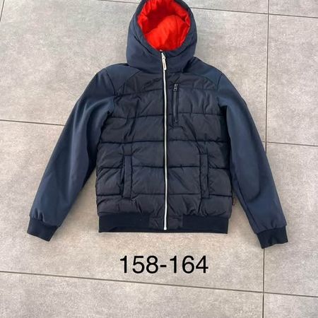 Übergangsjacke dunkelblau mit Kapuze Grösse 158-164 gebra...