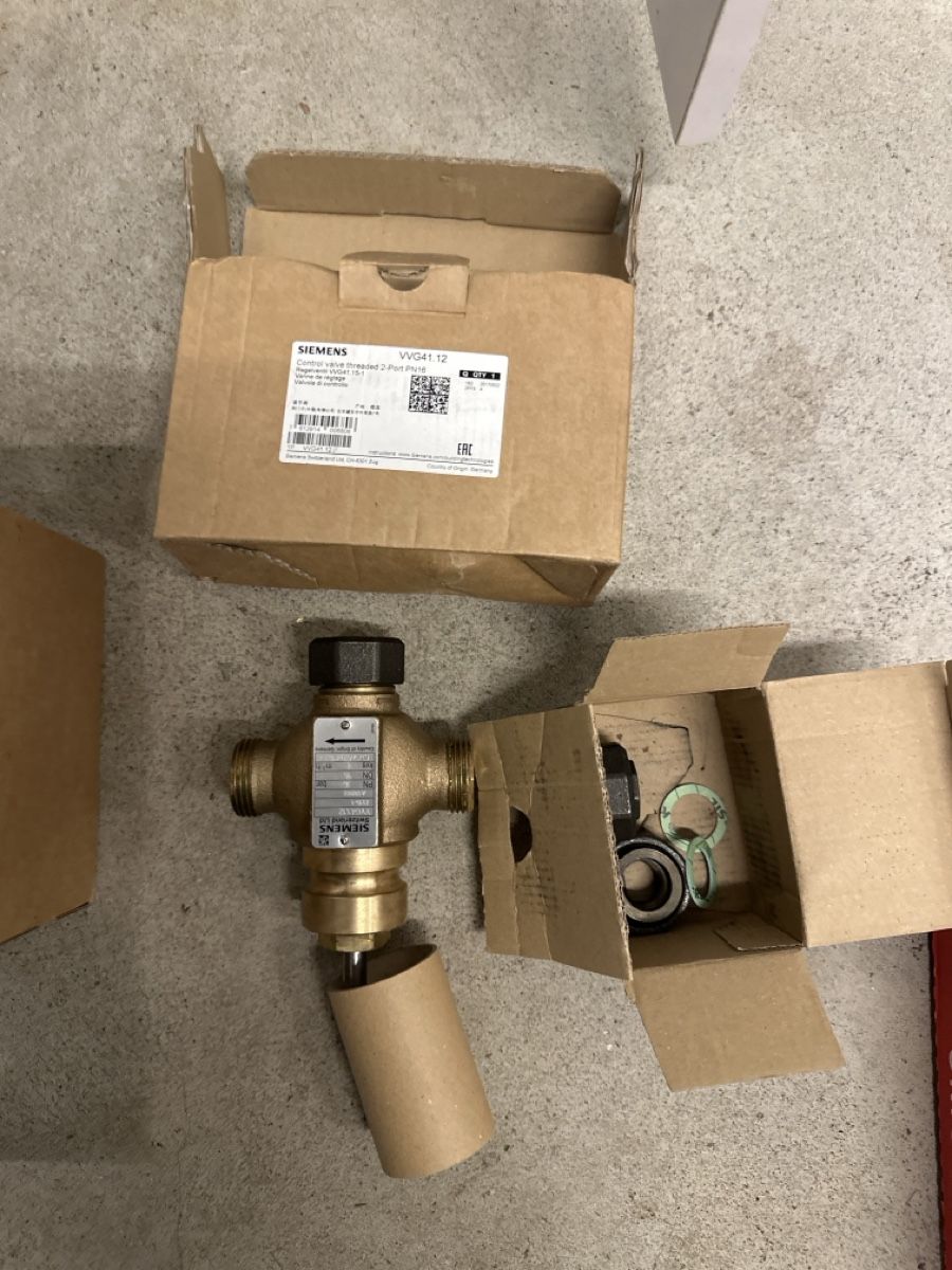 Altro in Utensili da giardino: Siemens Durchgangsventil VVG41.12 - NEU – Nuovo e nell'imballaggio originale da Hunzenschwil venduto da Rikson