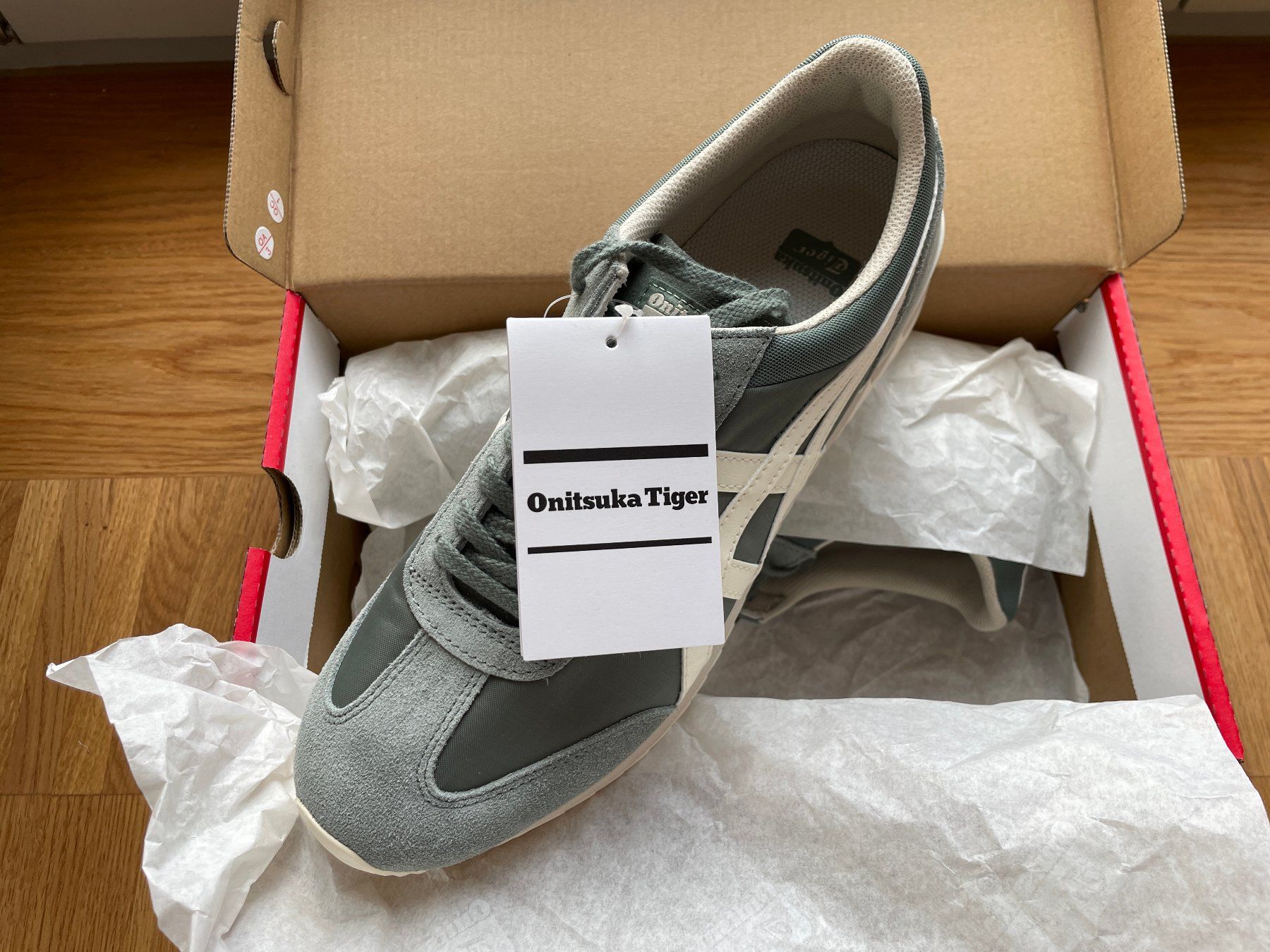 Onitsuka Scarpe da uomo: Onitsuka Tiger CALIFORNIA 78 EX – Nuovo e nell'imballaggio originale da Zürich venduto da Linomartins 2