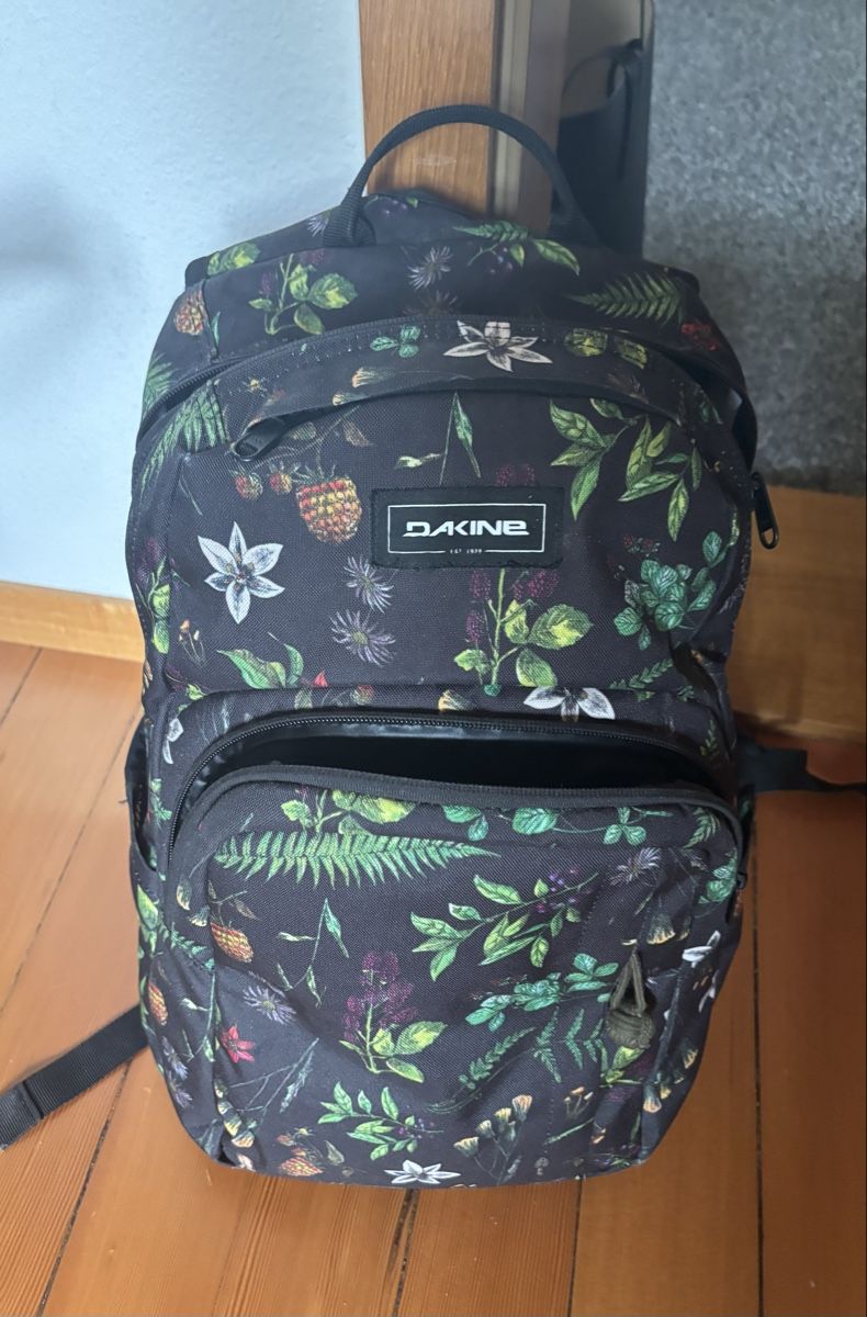 Dakine Zaini: Dakine Rucksack – Usato da Zug venduto da sarah26f