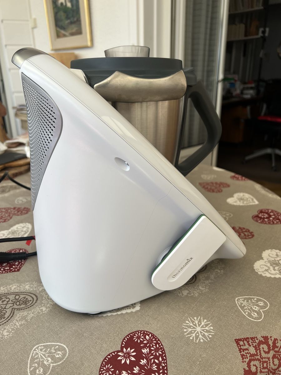 Thermomix Elettrodomestici da cucina: Thermomix TM5 complet + 2em Bol – Usato da Corseaux venduto da tim_mbs6 2