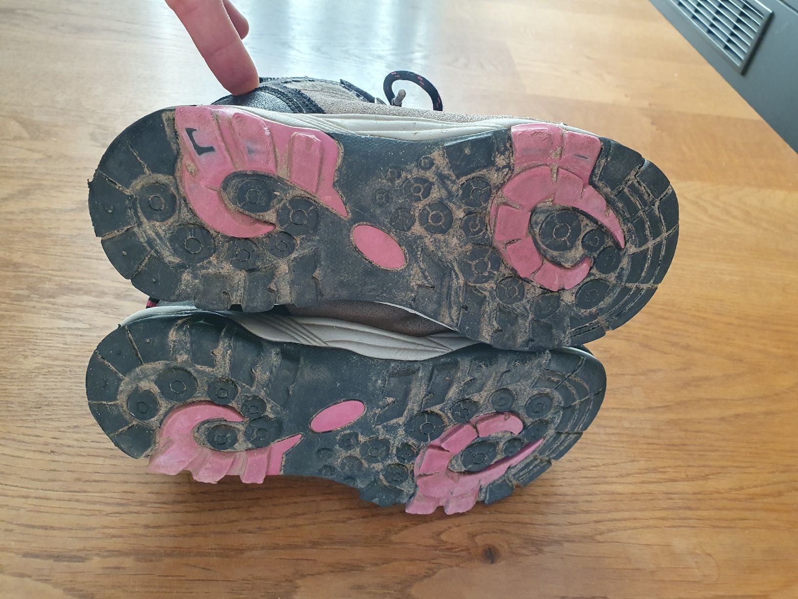 Schuhe für Mädchen: Wanderschuhe Gr. 33 – Gebraucht aus Villars-sur-Glâne von richardette 6