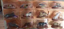 lot de 80 figurines de chats Atlas