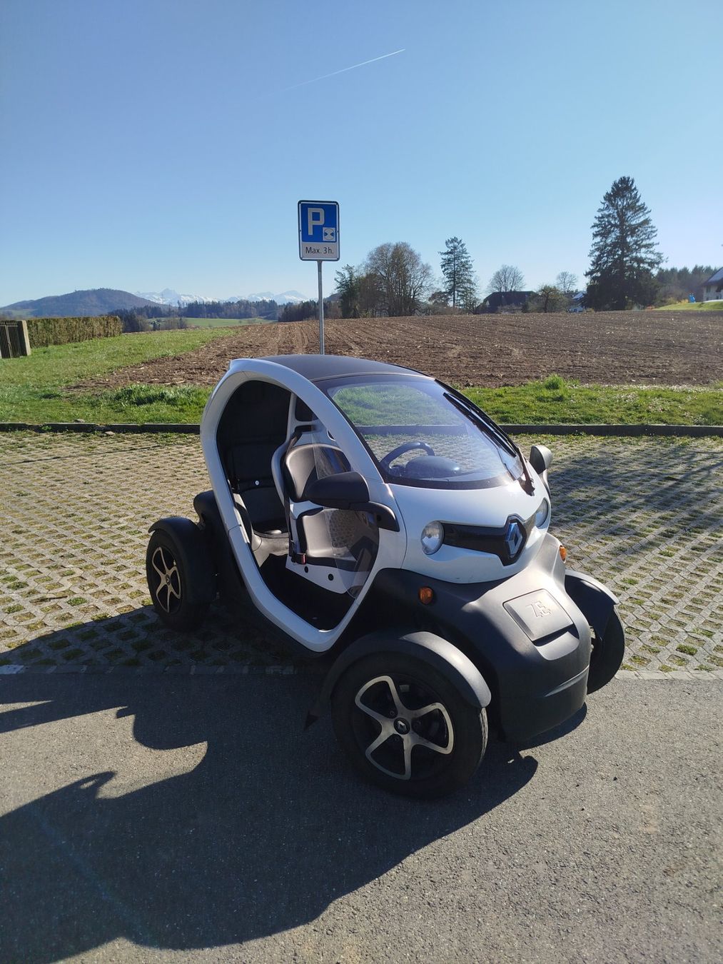 Veicoli elettrici: Renault Twizy – Usato da Châtillens venduto da Nichou 1