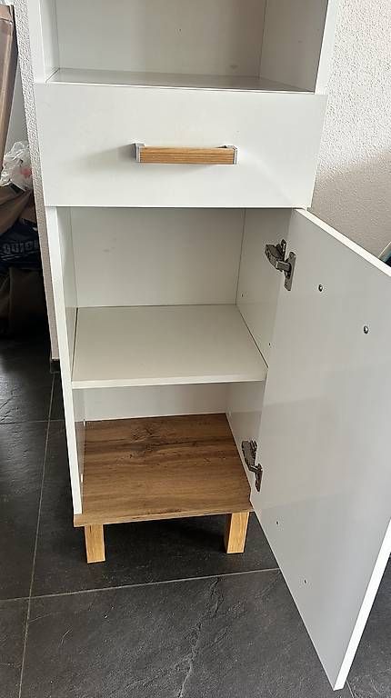 Armadi: Badezimmerschrank – Usato da Kaisten venduto da Sommaren 1
