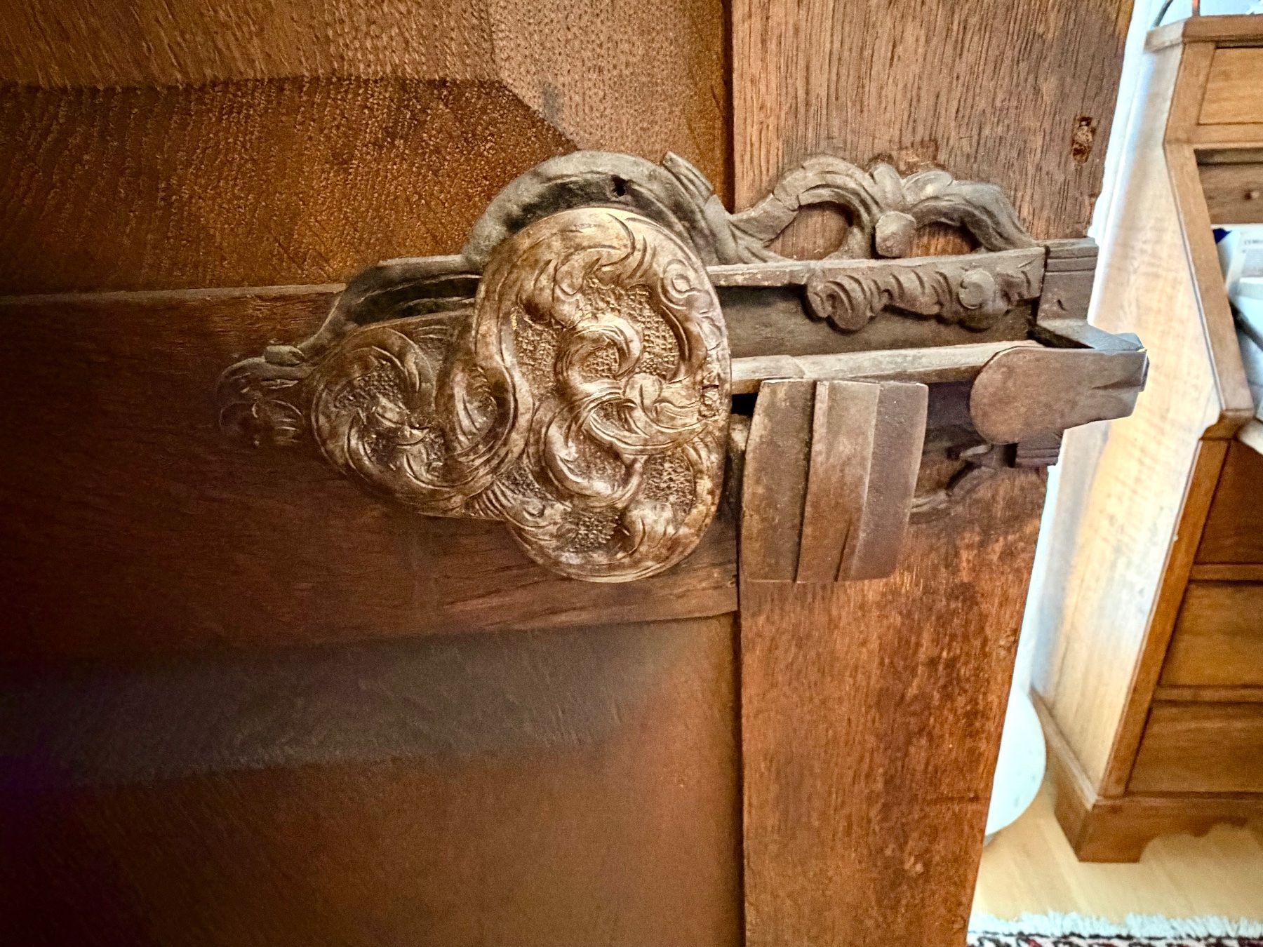 Armoires: Antiker Bauernschrank – D'occasion à Basel par Lithoklast 4