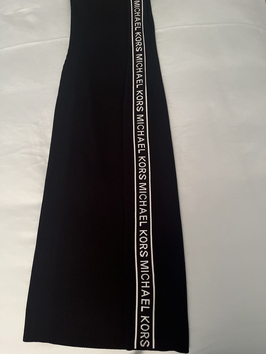 Michael Kors Robes: Michael Kors black dress – D'occasion à Rüschlikon par ant_5v7g 1
