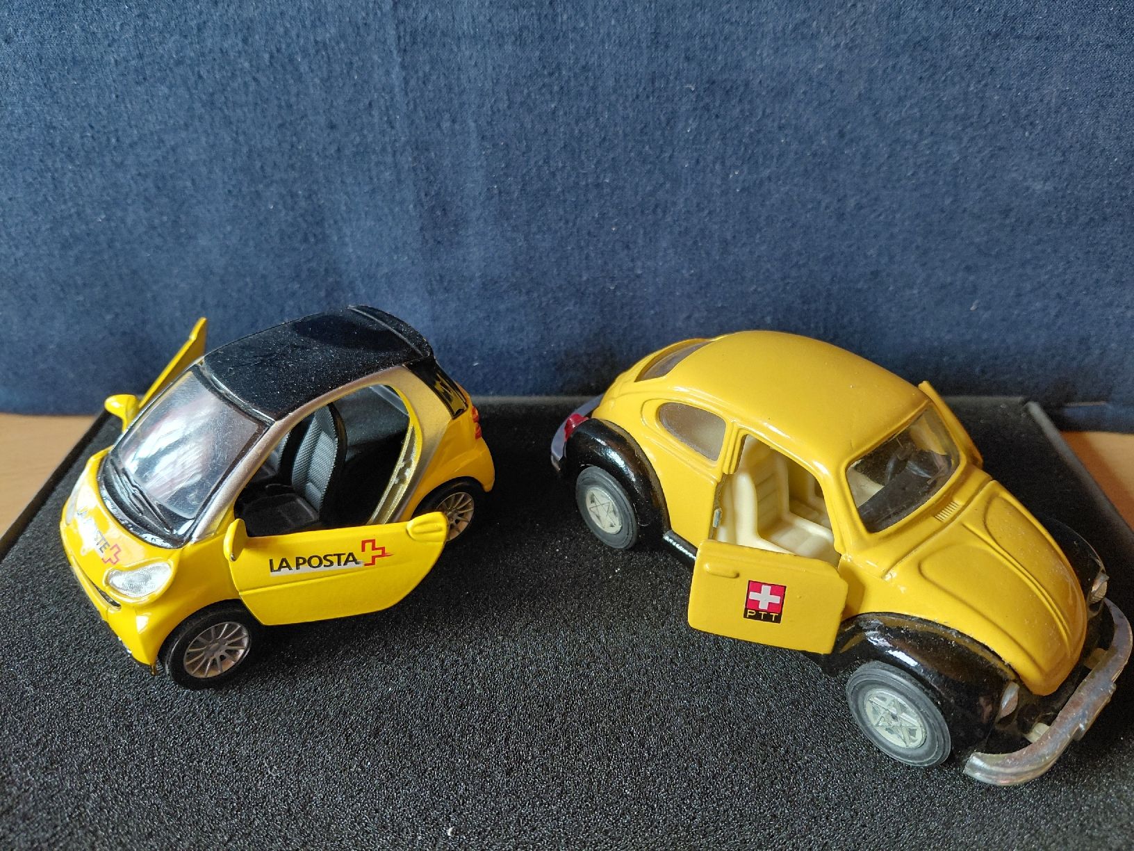Modellini d'auto: 2 Modellautos Die Post  VW Käfer + Smart 1/ 32 – Usato da Heimiswil venduto da Ayvi 2