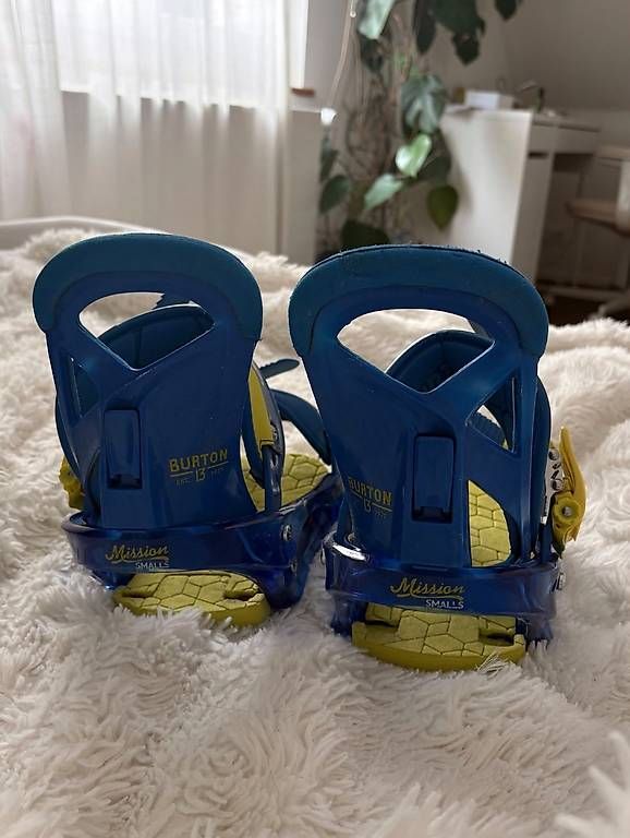 Bindungen: Snowboardbindung Kinder Burton – Gebraucht aus Langenthal von Tamarantula 3