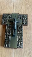 Holzkreuz mit Reliefdarstellungen, Wandkreuz, Vintage
