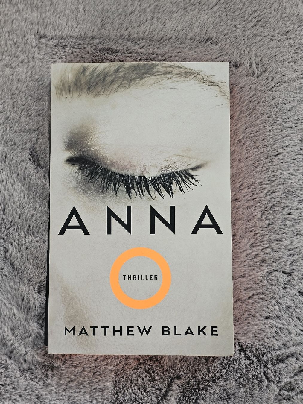 Bücher: Anna – Gebraucht aus Bätterkinden von Pescelino