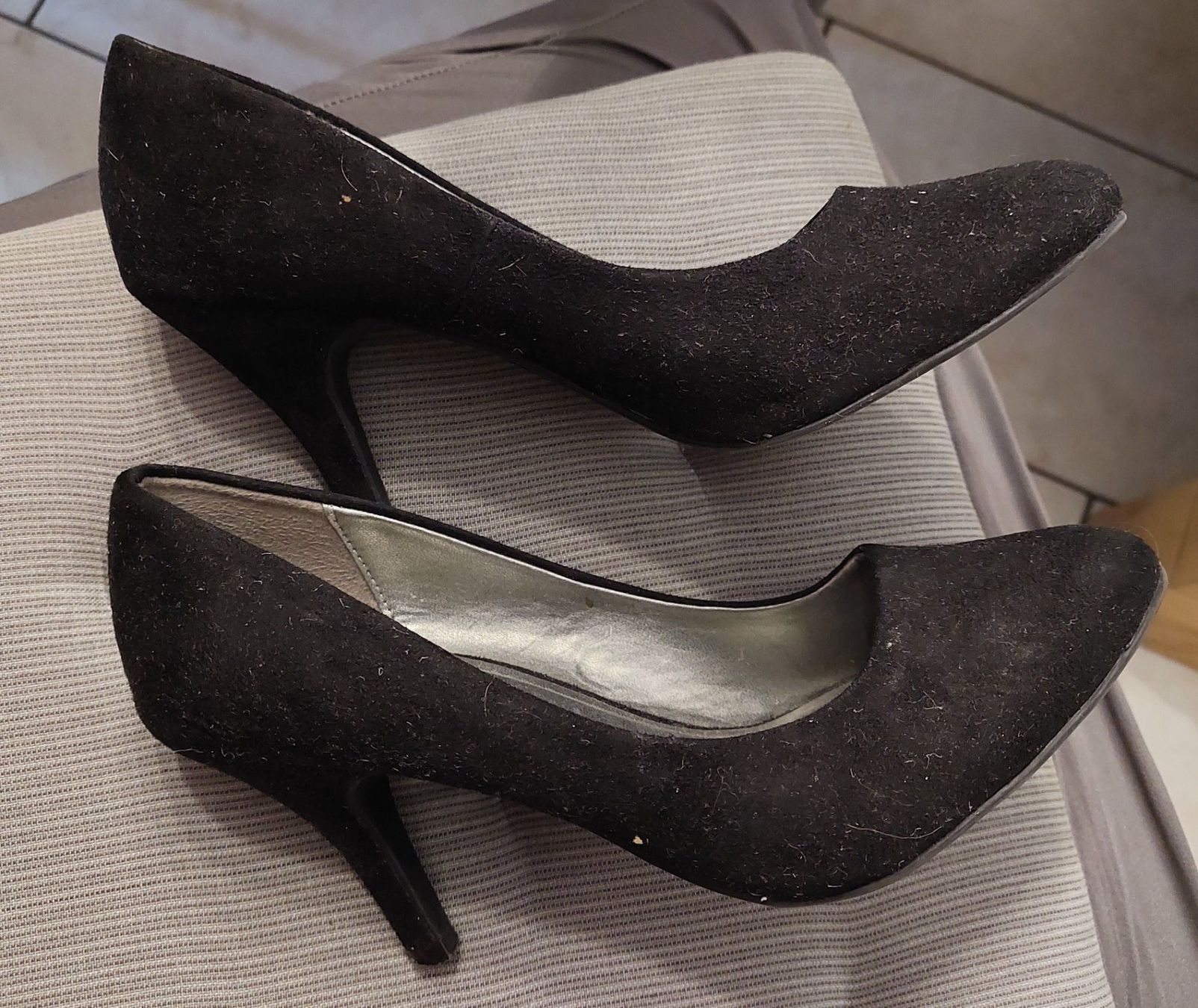 Scarpe da donna: Pumps schwarz Gr.39 – Usato da Schöfflisdorf venduto da kin_2dp9 1