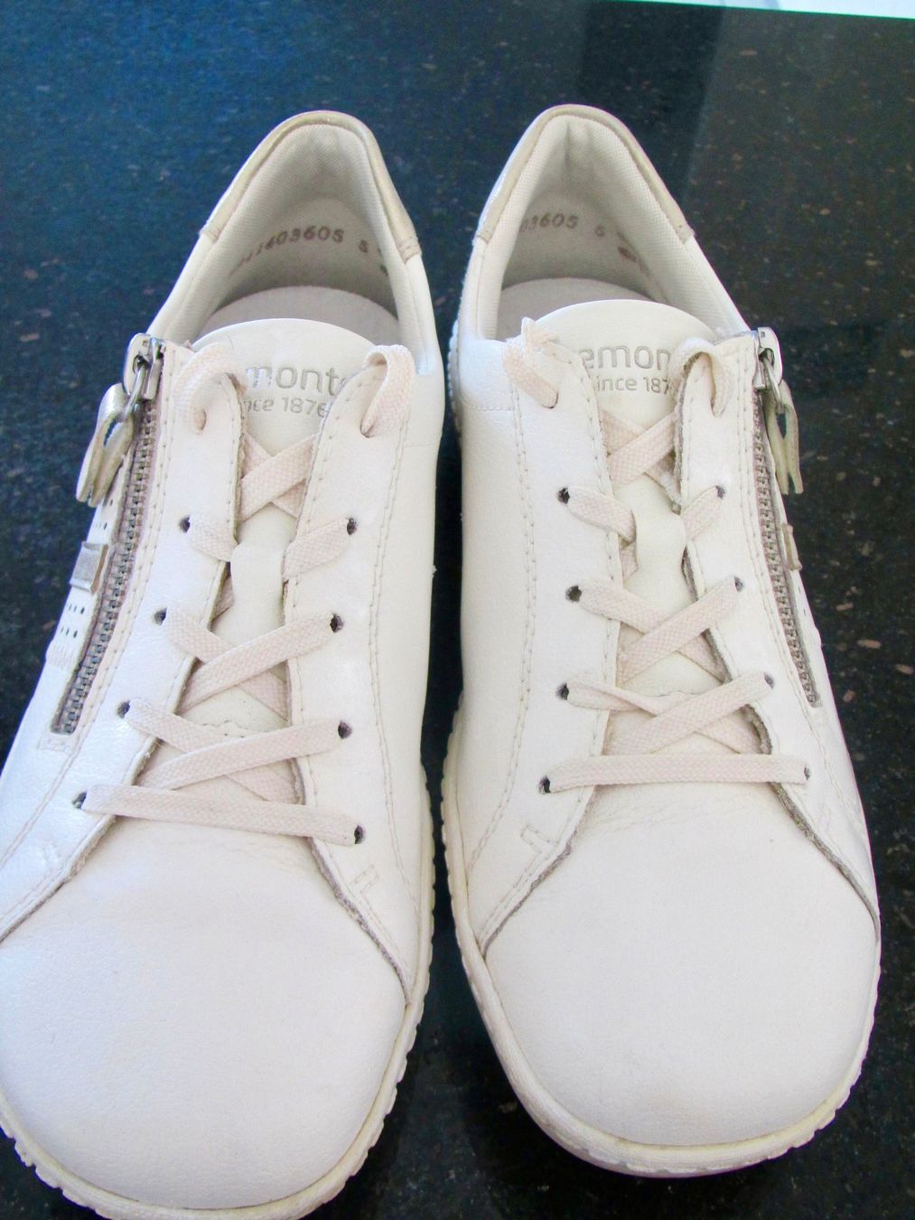 Scarpe da donna: SNEAKER REMONTE CUIR BLANC – Usato da Murten venduto da Selliot 1