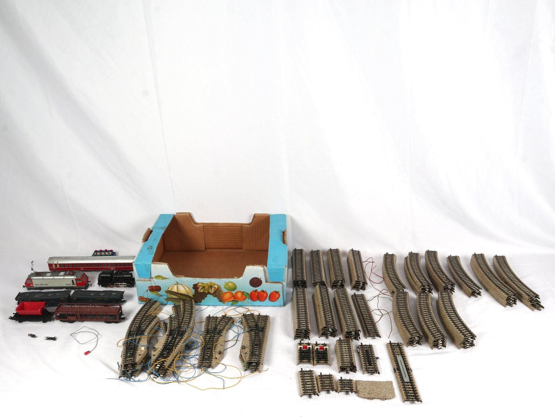 Modellini di ferrovie: Modelleisenbahn Set – Usato da Steinen venduto da Restwert_Steinen
