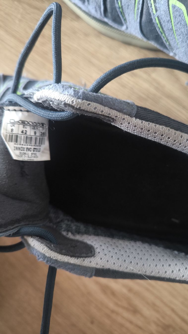 Lowa Herrenschuhe: Lowa Goretex Wanderschuhe 42 – Gebraucht aus Ebikon von brombomboli 2