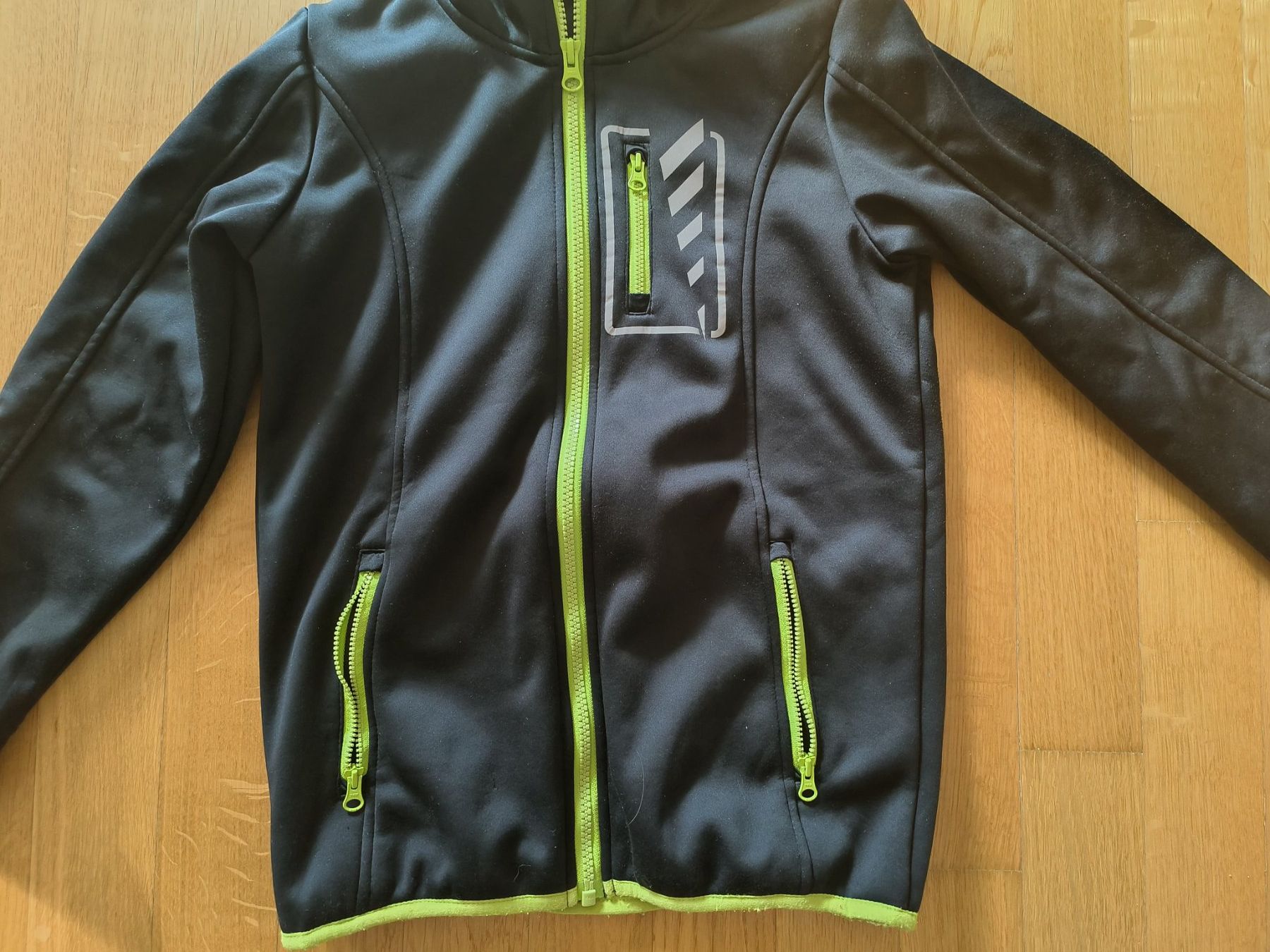 Giacche & Cappotti: Kinder Softshell Jscke,Gr.134/140 – Usato da aarburg venduto da macacito 1