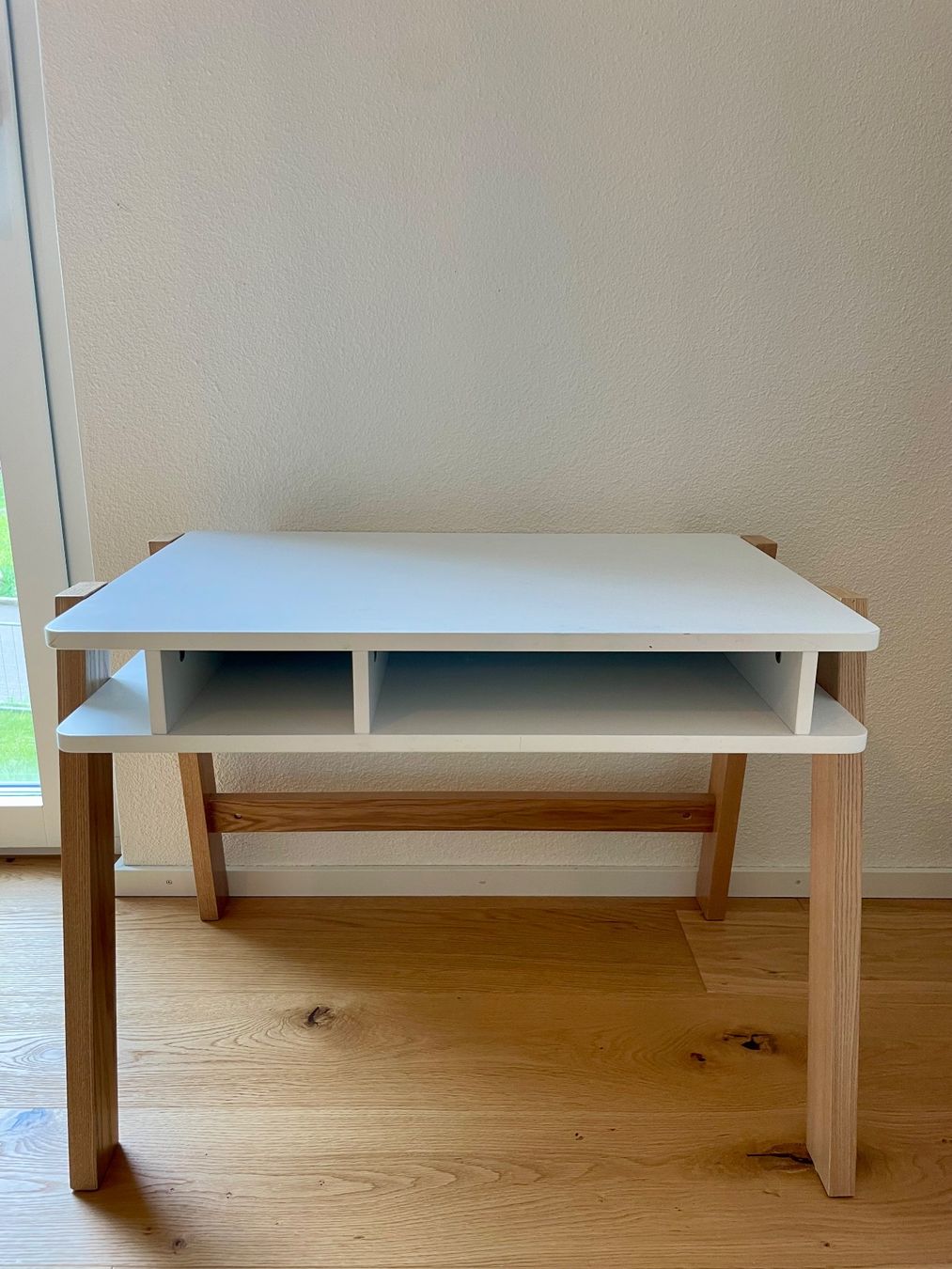 Scrivanie: Kinder Schreibtisch von Vertbaudet "Architekt Mini" – Usato da Au ZH venduto da schnabe