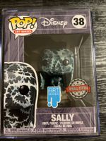 Funko pop Disney Art Sally