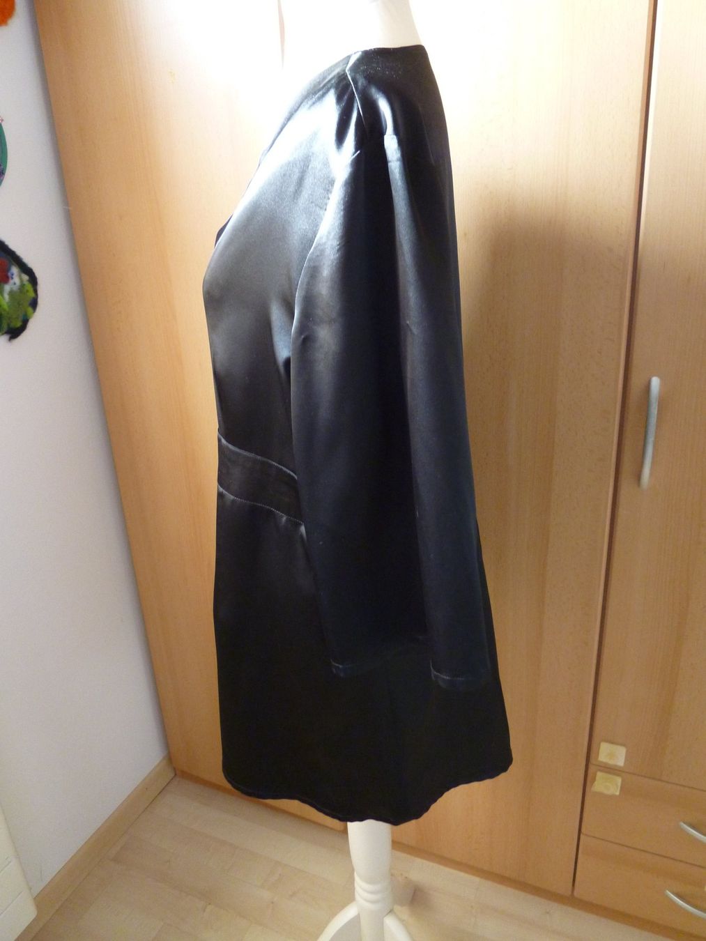 Camicette: schwarze Asia-Look Bluse Gr. 42 / L – Usato da Dättlikon venduto da Mamakuga 2