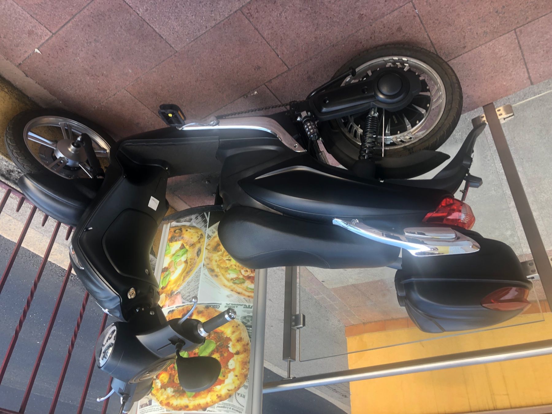 Yadea Scooters: E-scooter Neu ! – D'occasion à Chiasso par hir_p6yj
