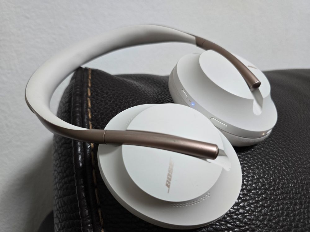 Bose Kopfhörer: Bose NC700/Weiss (Top) – Gebraucht aus Basel von Honest