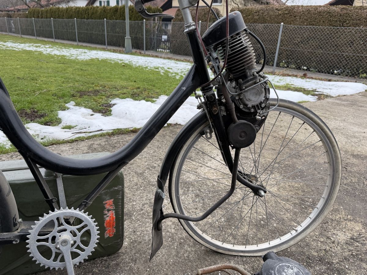 Solex Mofas: VELOSOLEX SOLEX ORIGINAL HS HISPANO SUIZA – Defekt aus Courtételle von claude41 5