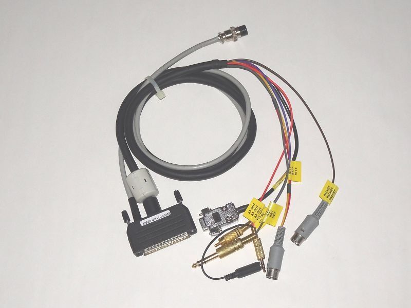 Radiocomunicazione: DB37-FT-1000MP Kabel – Usato da Oberwil b. Zug venduto da Code10 1