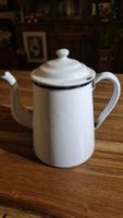 Cafetière émaillée blanche vintage - Charme d'antan!