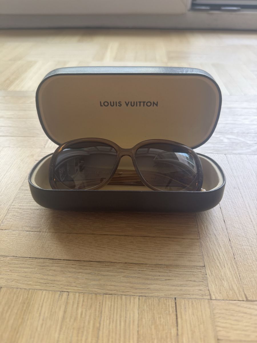 Louis Vuitton Occhiali & Lenti: Lunettes de soleil Louis Vuitton – Usato da Genève venduto da Cindylou.01