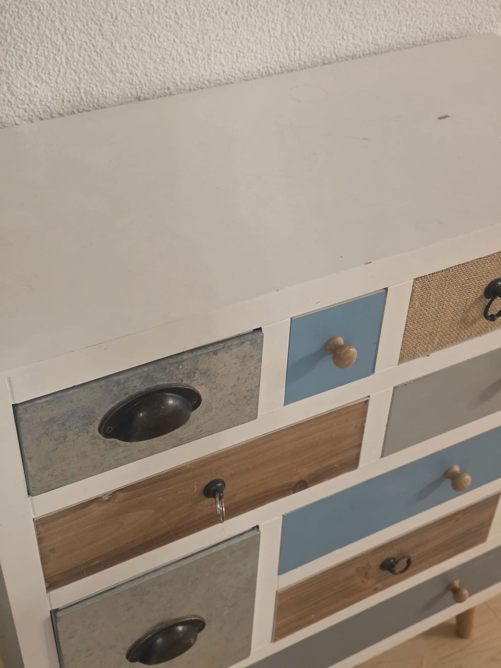 Cassettiere: Bunte Kommode/ Sidboard mit 12 Schubladen, Shabby Chic Look – Usato da Embrach venduto da raz_7lt8 1