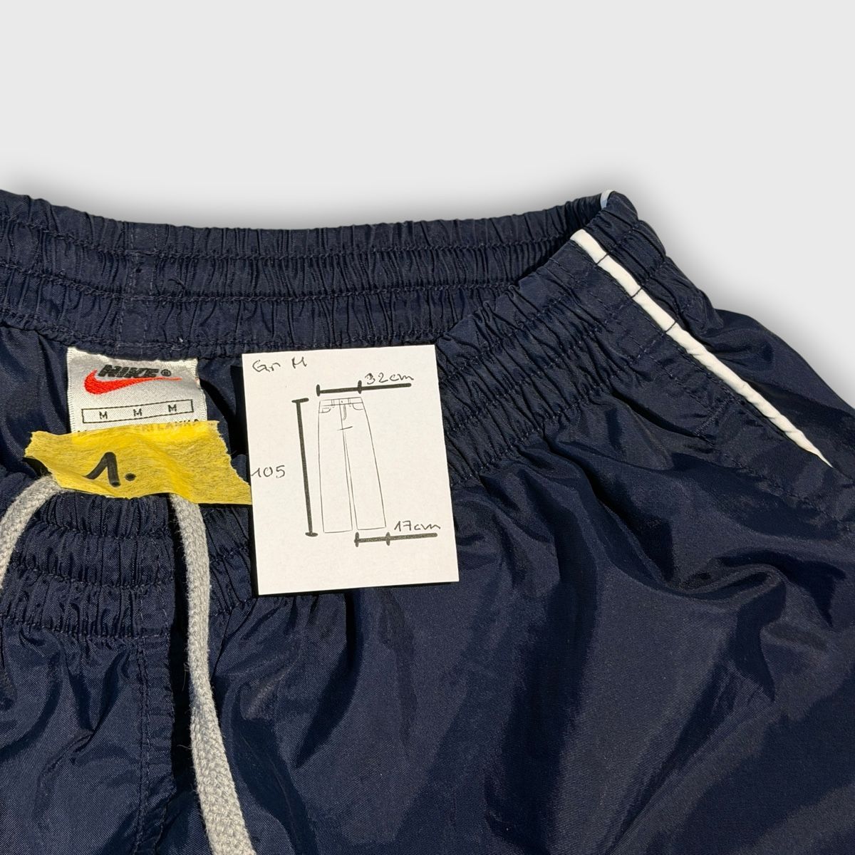 Nike Pantaloni: Nike Track Pants – Usato da Thalheim venduto da nelia.mm 1