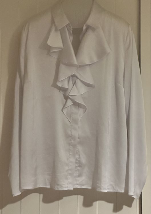 Chemisier XL à jabot blanc Kaufen auf Ricardo