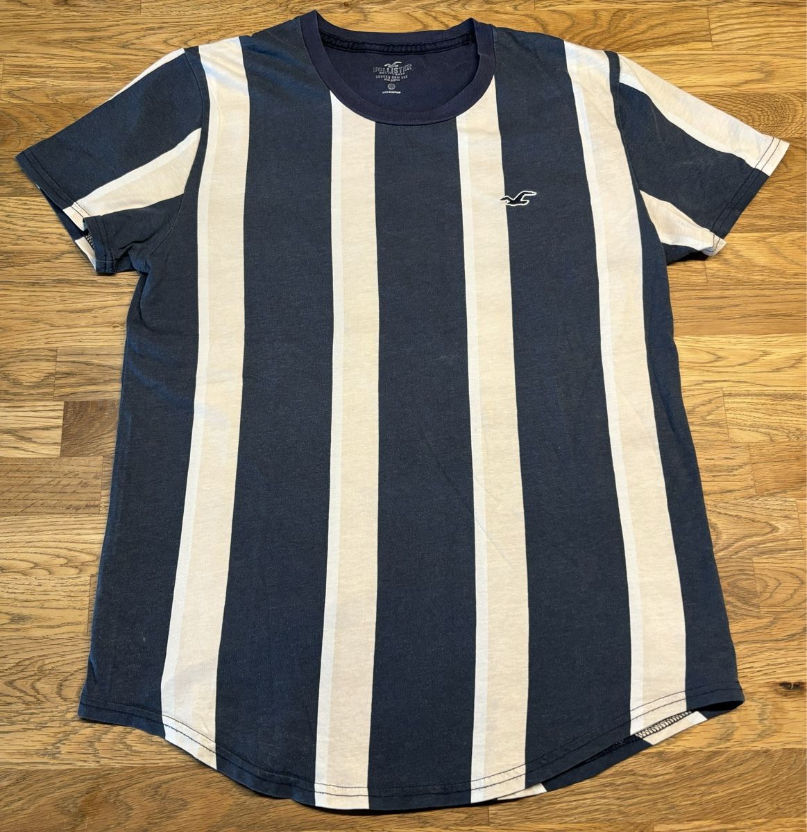 Hollister Hemden, T-Shirts & Polos: Hollister Shirt Gr.XS – Gebraucht aus Oberdorf SO von sa-na