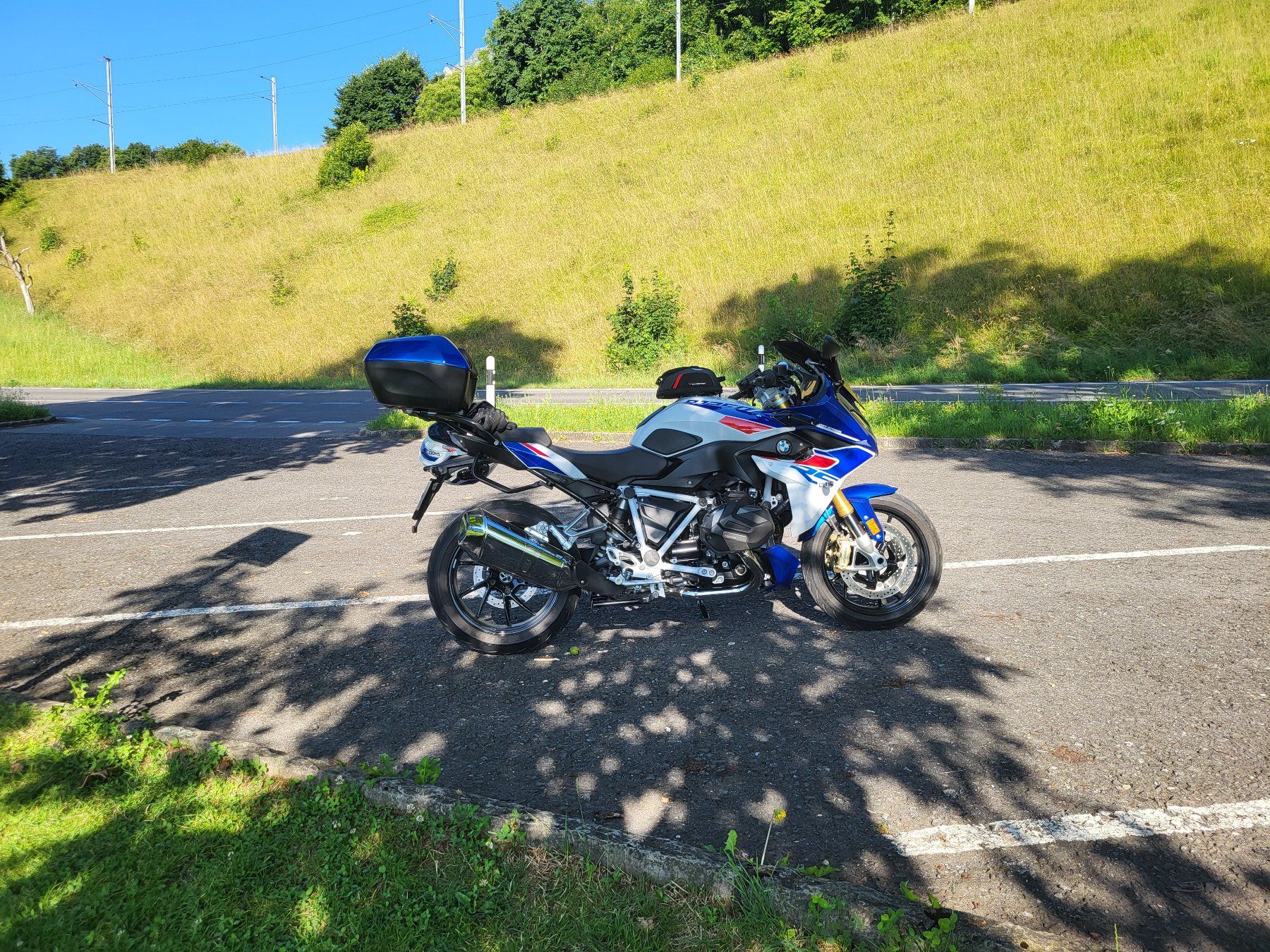 BMW Touring: BMW R1250RS – Usato da Rechthalten venduto da Xtrail73 4