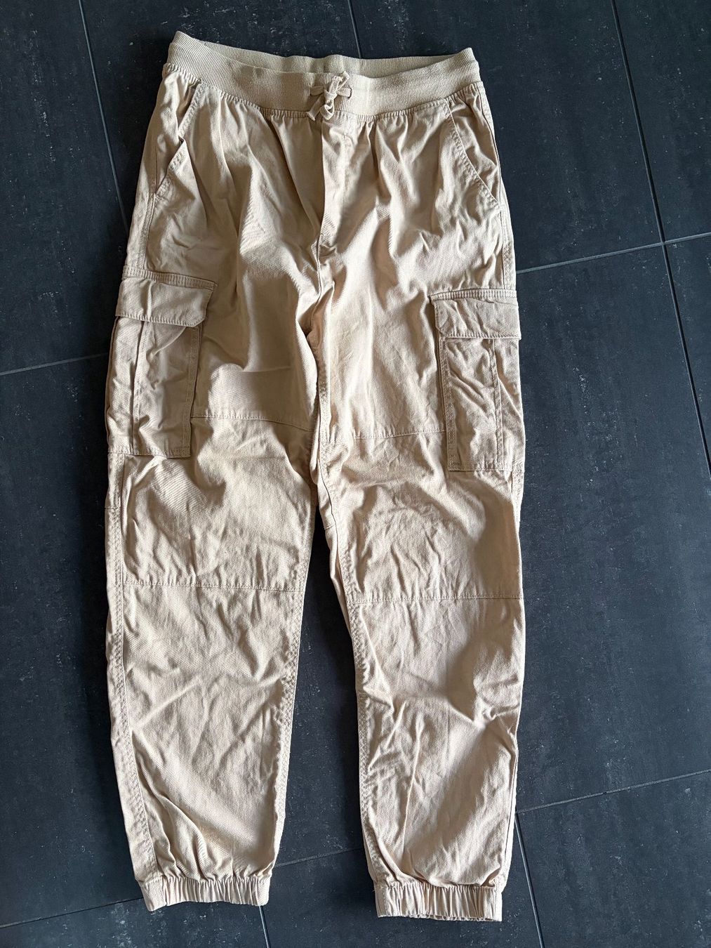 H&M Pantaloni: Cargohose beige, H&M, Gr 170 – Usato da Bachenbülach venduto da poschte22