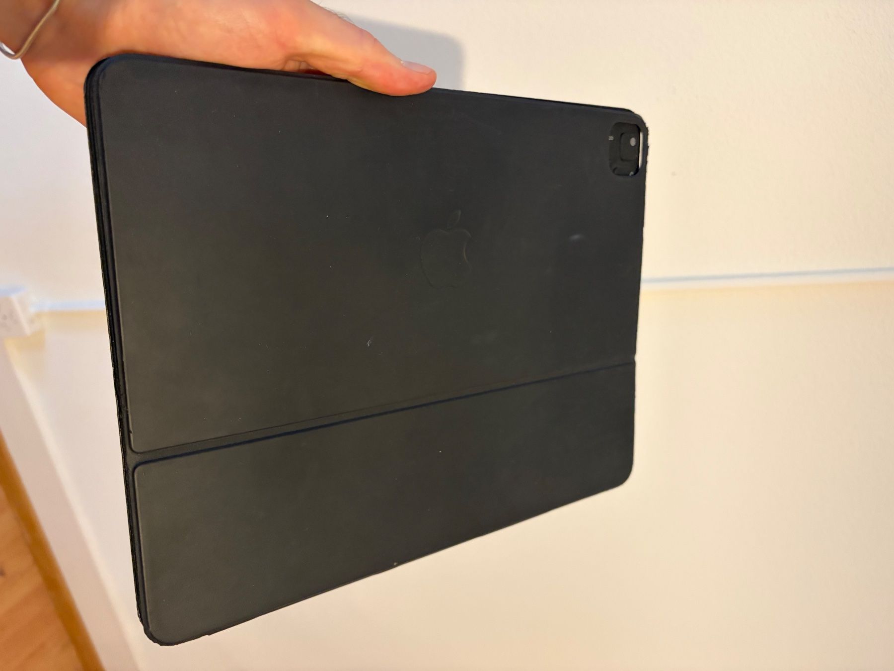 Apple Tastiere: Apple Smart Keyboard Folio 12.9inch – Usato da Luzern venduto da Jules__ 1