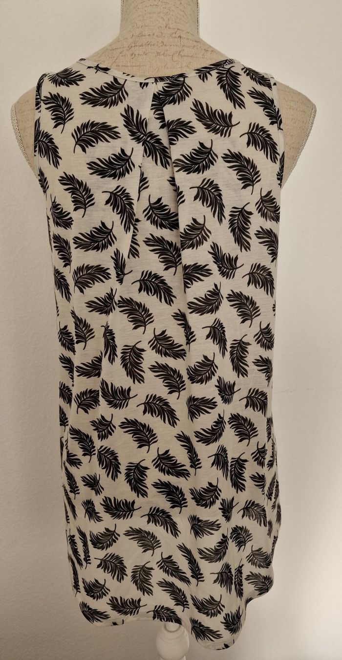 H&M Top: H&M | Gemustertes Top – Usato da Basel venduto da Lemonn 2