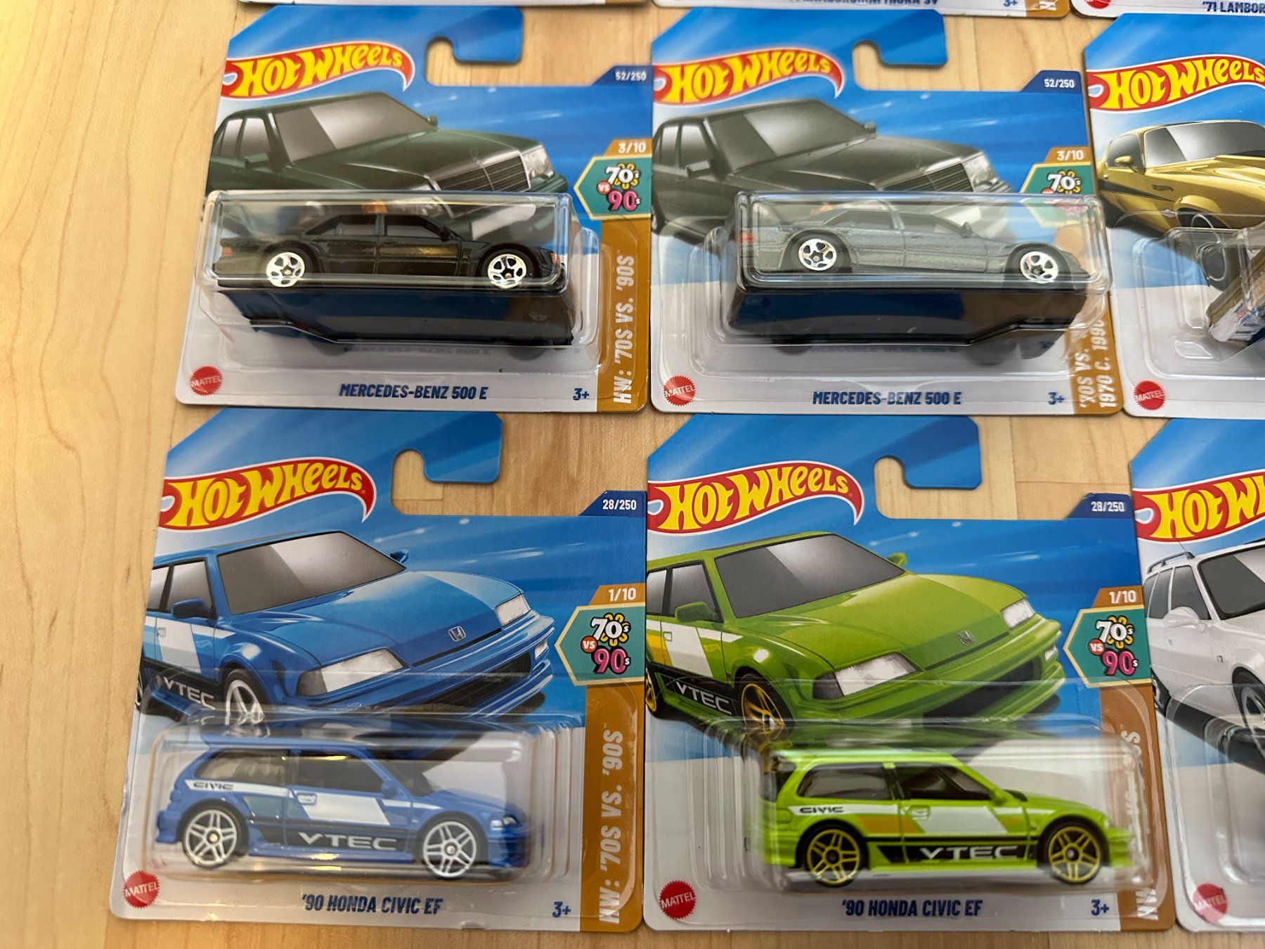 Hot Wheels Modellini d'auto: Hot Wheels - Mini Sammlung - 70's vs 90's – Nuovo (secondo la descrizione) da Mels venduto da FinSz93 1