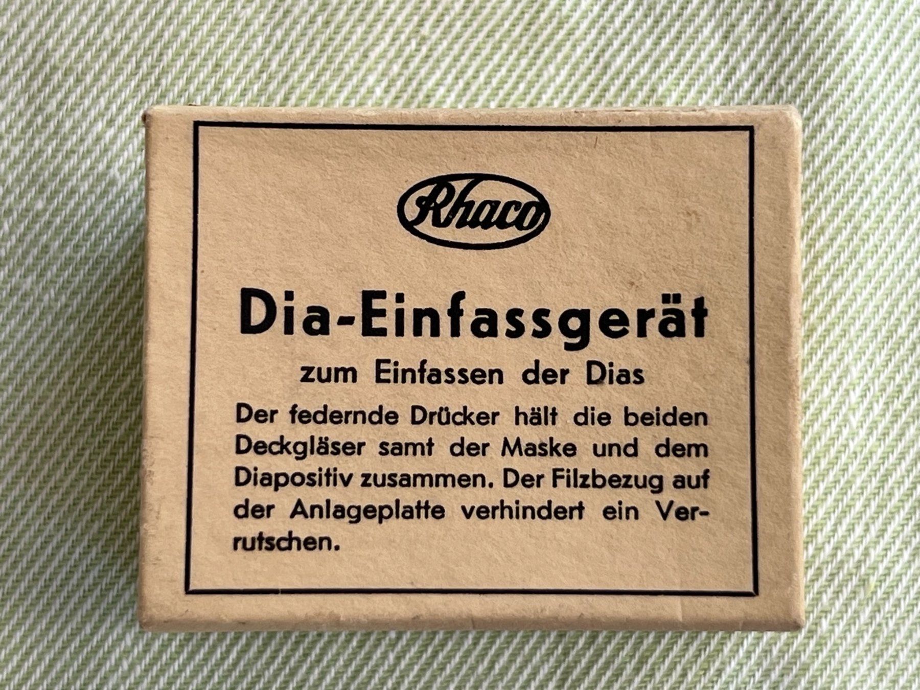 Tutte le decorazioni: Vintage Hingucker: Dia Einfassgerät oder coole Klemme – Usato da Zürich venduto da sky-blue 3