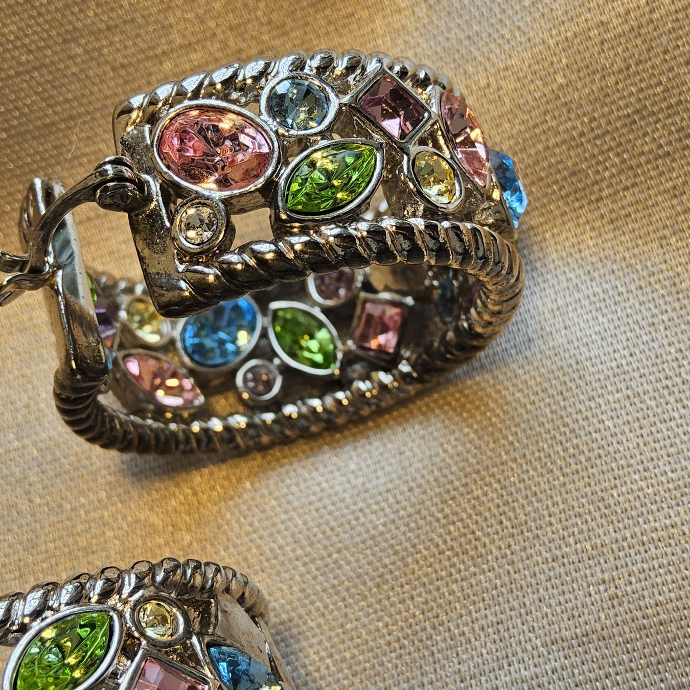 Ohrringe & -stecker: Vintage wunderschöne Strass Creolen – Gebraucht aus Zürich von helsan 4